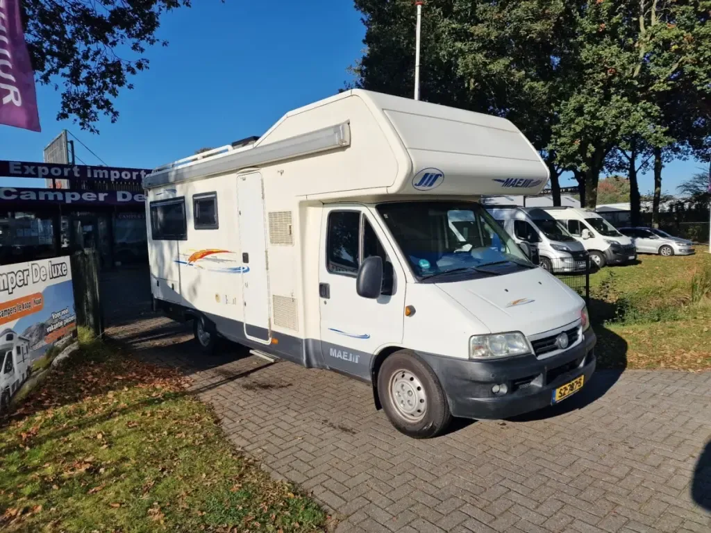 P63Maess SLX 128PK met gezellige rondzit,Loc. Gelderland